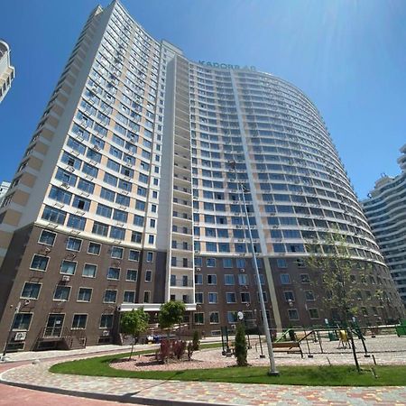Arcadia Comfort Apartments Odessa Eksteriør billede