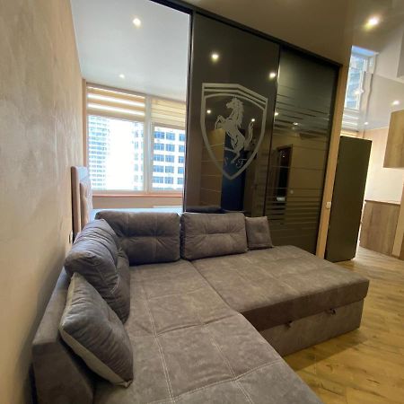 Arcadia Comfort Apartments Odessa Eksteriør billede
