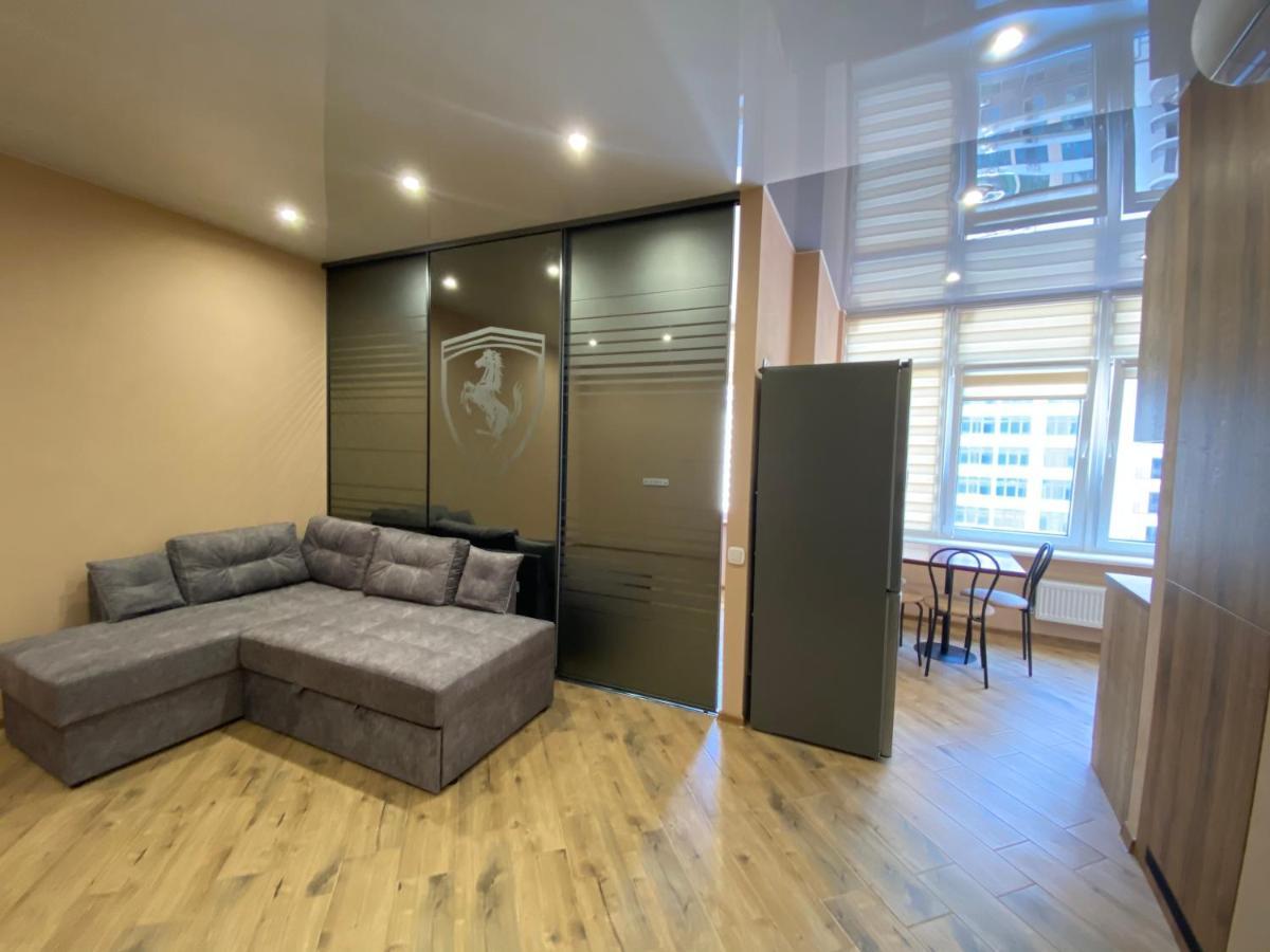 Arcadia Comfort Apartments Odessa Eksteriør billede